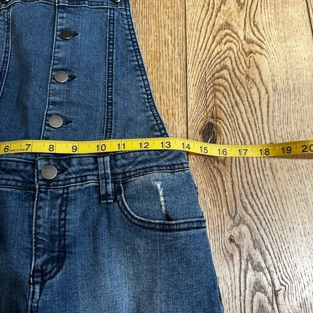 Harper blue jean denim distressed overalls, button up, pockets, straight leg, M. - Picture 5 of 14